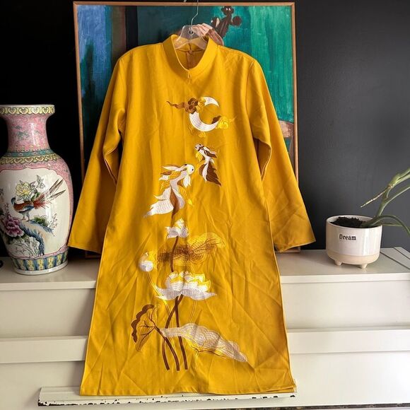 Golden Embroidered Women's Long Blouse L - Picture 16 of 16